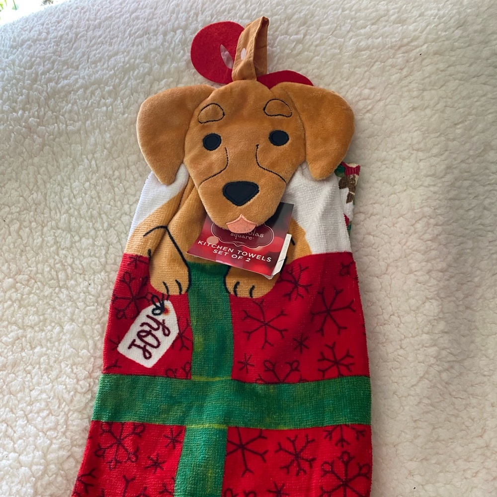 St. Nicholas Square Adorable Set of 2 Dog Towels NWT